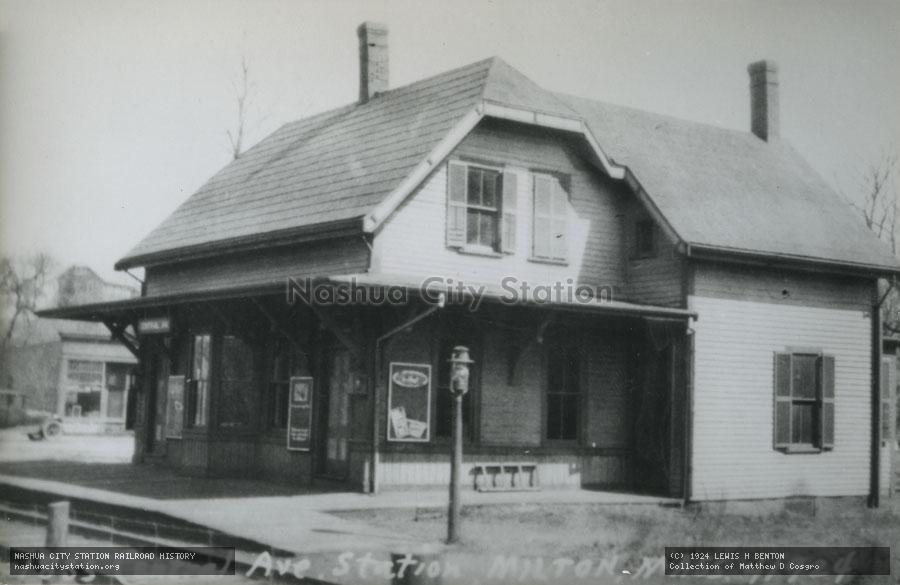 Postcard: Central Avenue Station, Milton, Massachusetts